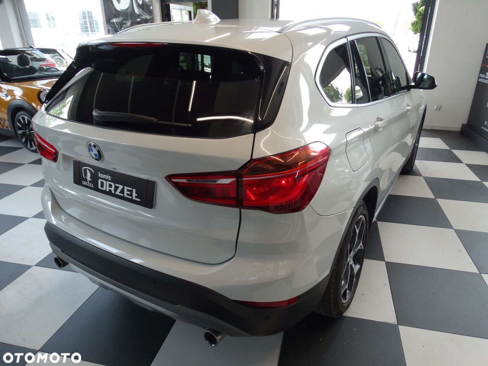 BMW X1 - 5