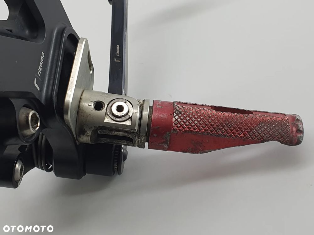 SETY RIZOMA PODNOZKI  DUCATI DIAVEL Rizoma EVO Rear Sets - 36