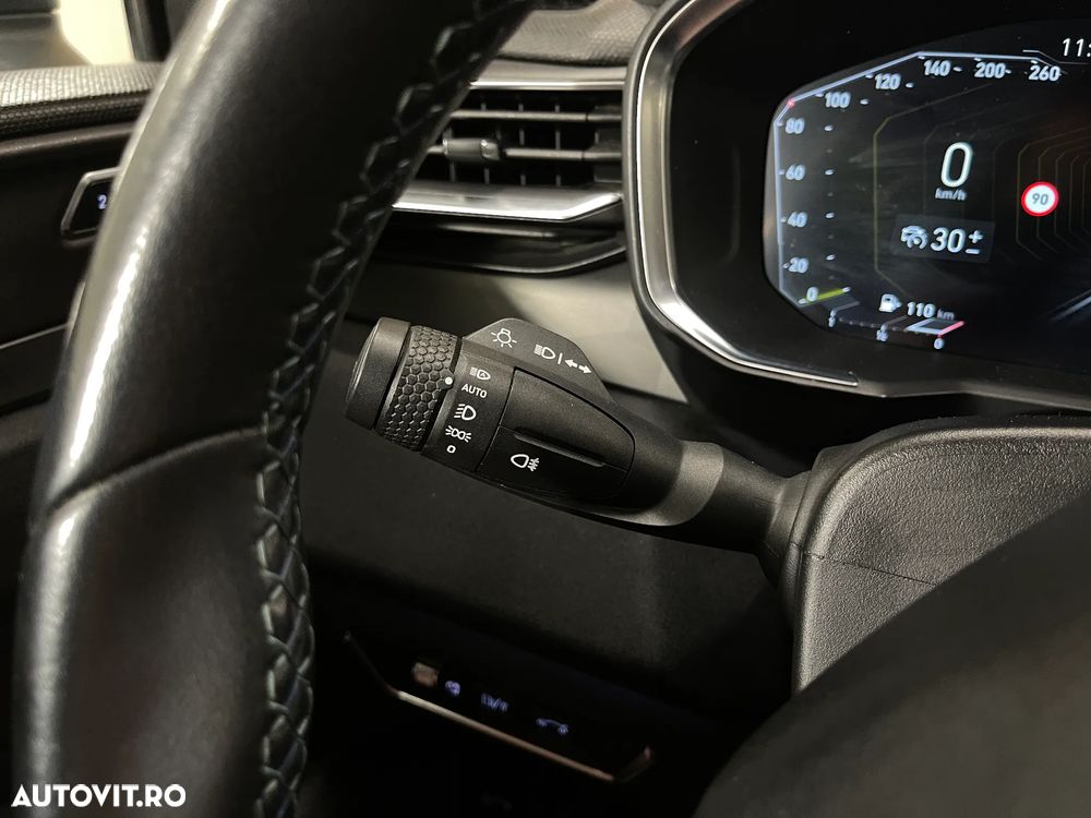 Lynk&Co 01 - 28