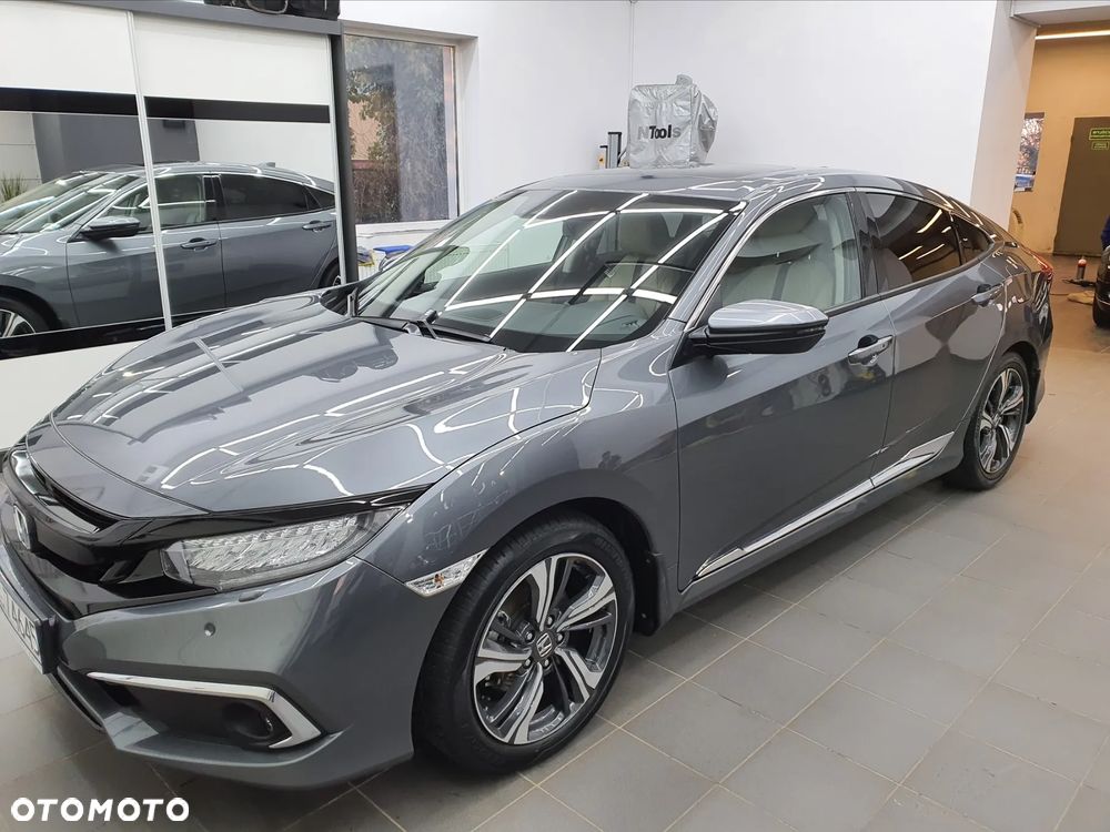 Honda Civic 1.5 T Executive CVT - 21