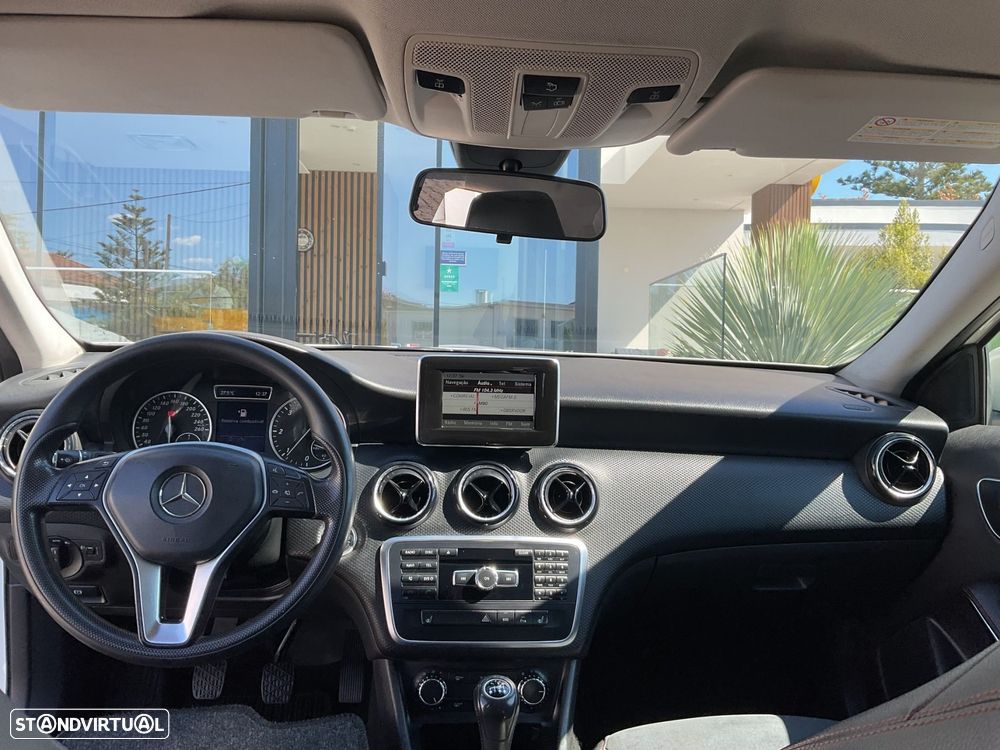 Mercedes-Benz A 180 CDi BE AMG Line - 37