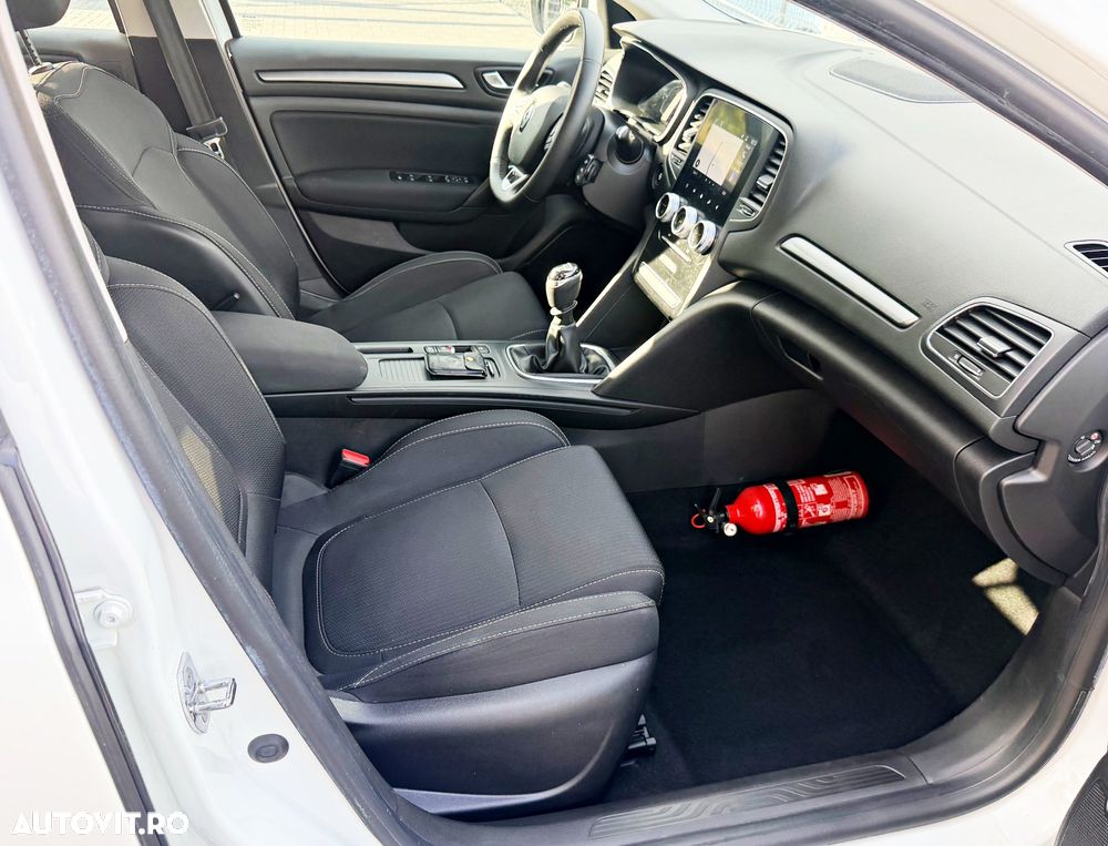 Renault Megane - 24