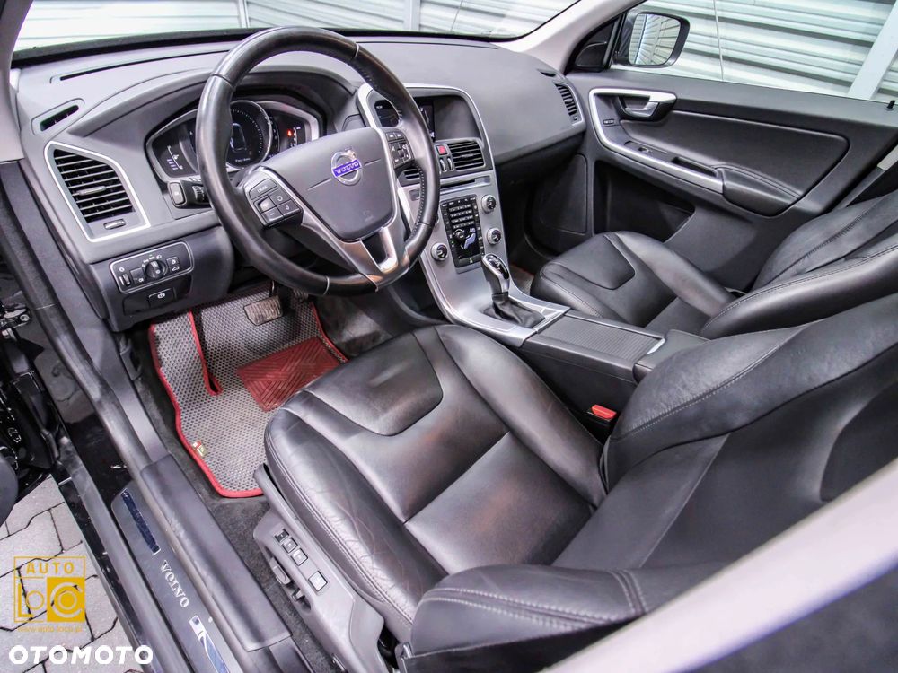 Volvo XC 60 D3 Geartronic Summum - 18