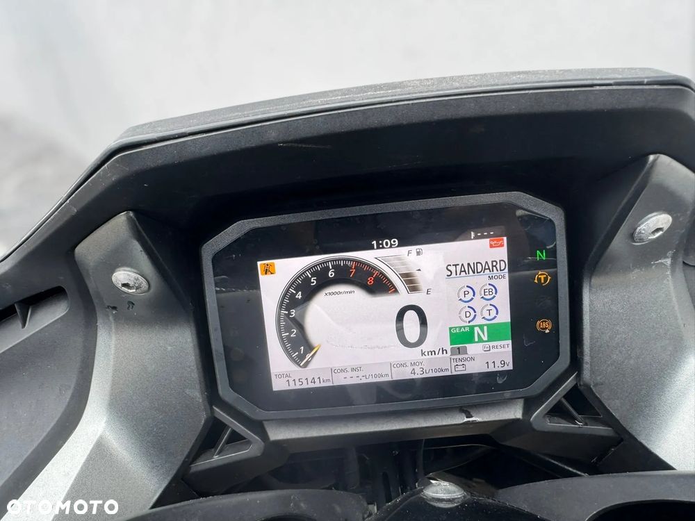 Honda NSS - 9
