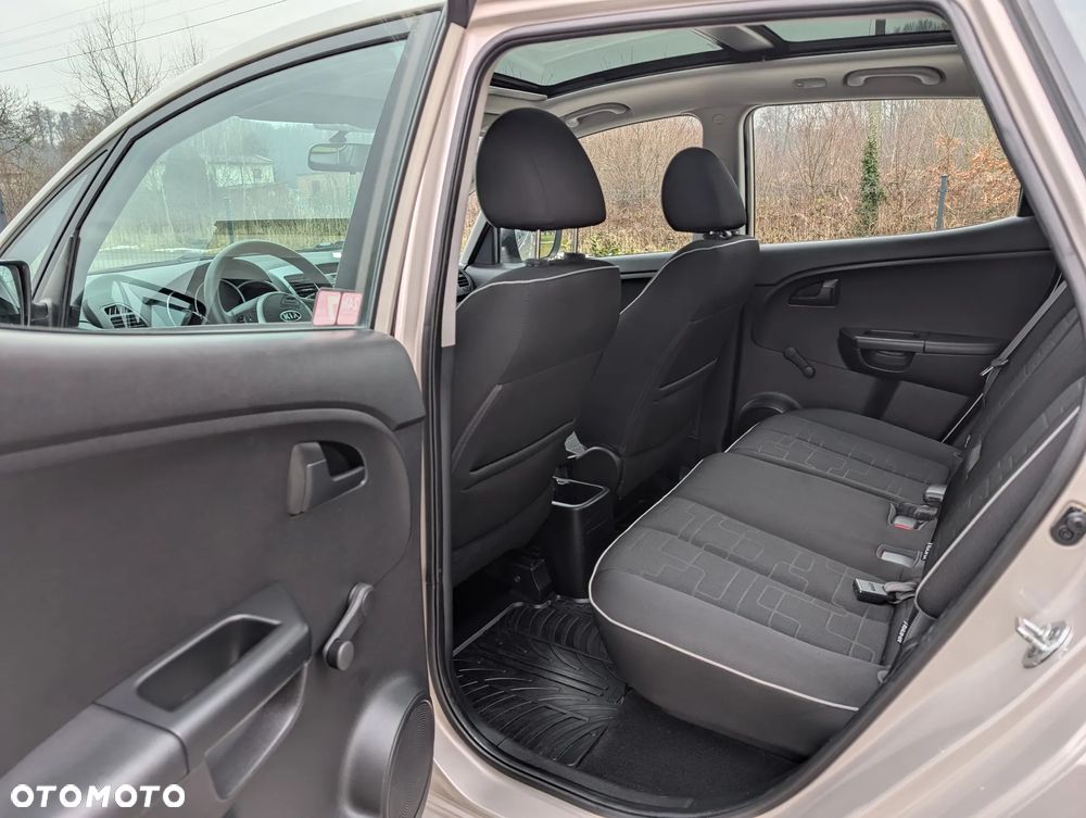 Kia Venga 1.4 L - 17