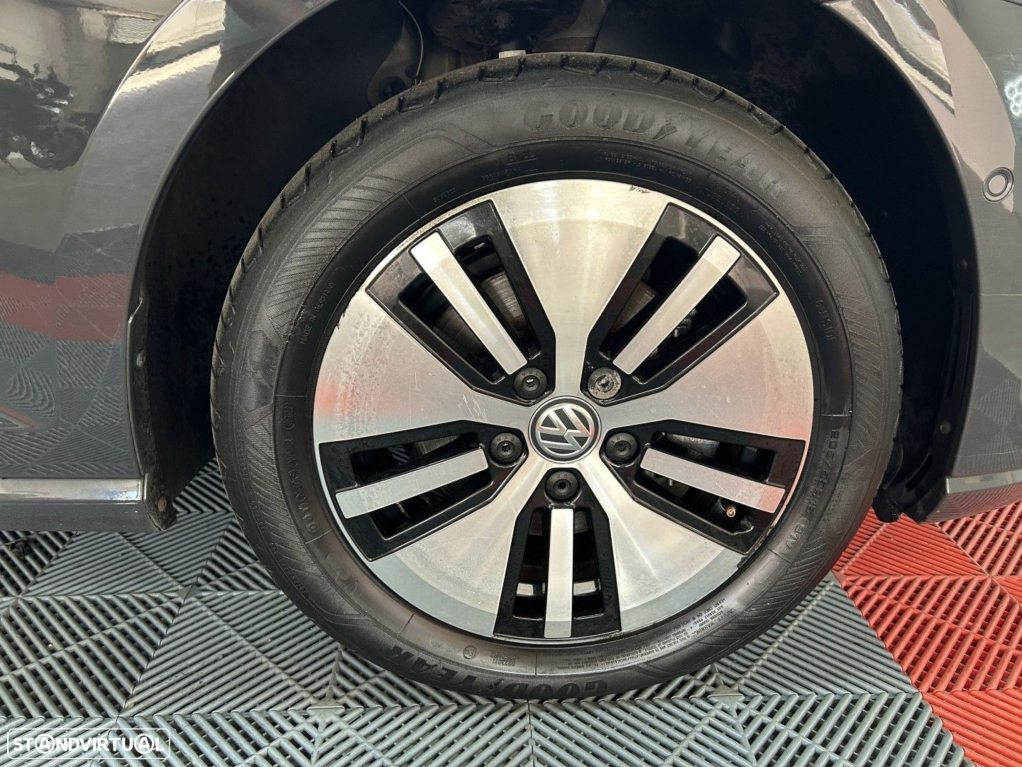 VW e-Golf AC/DC - 17