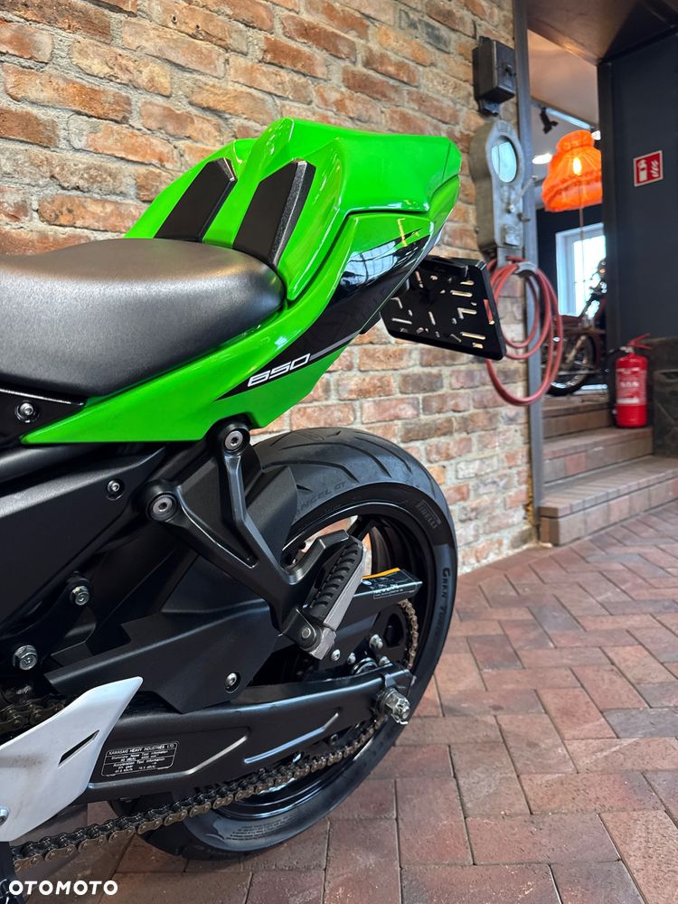 Kawasaki Ninja - 8