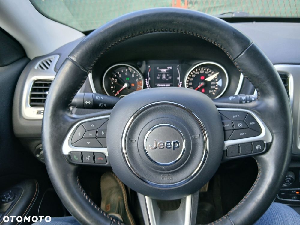 Jeep Compass 1.4 TMair Longitude FWD S&S - 9