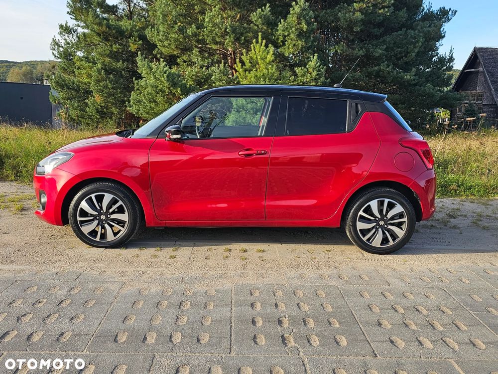 Suzuki Swift 1.2 Premium Plus CVT - 4