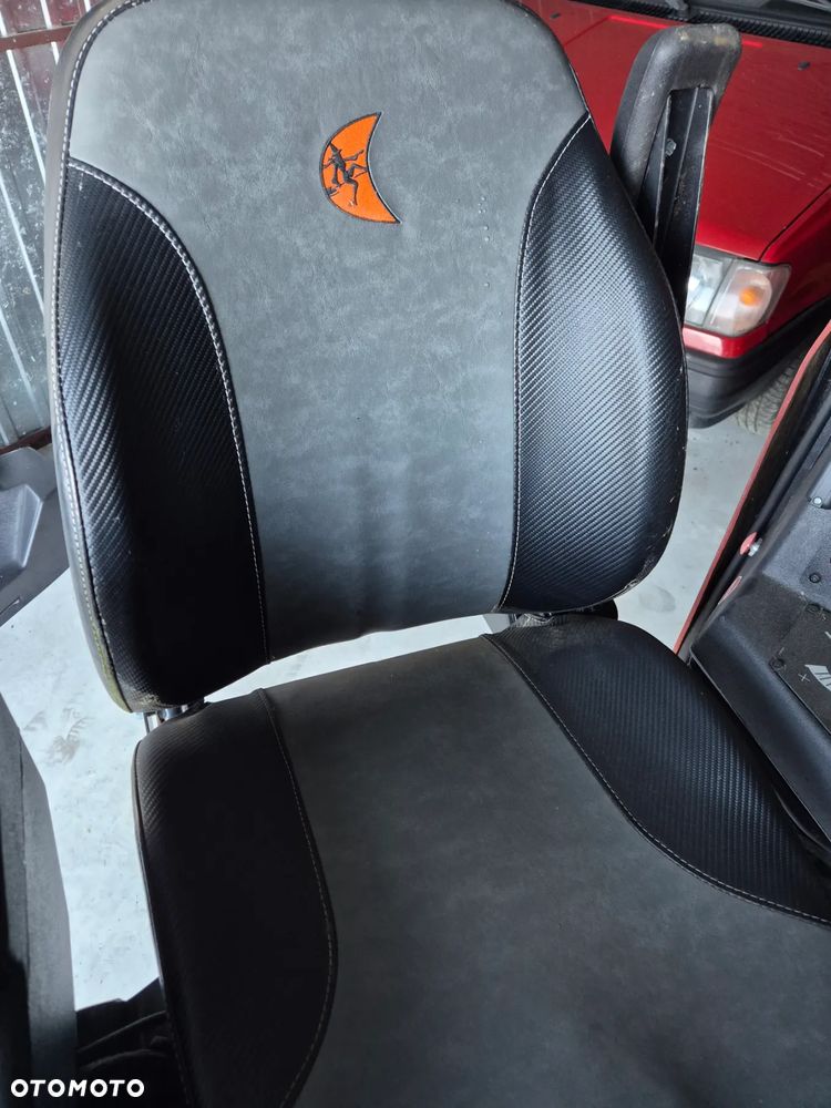 Ditch Witch JT20 - 11