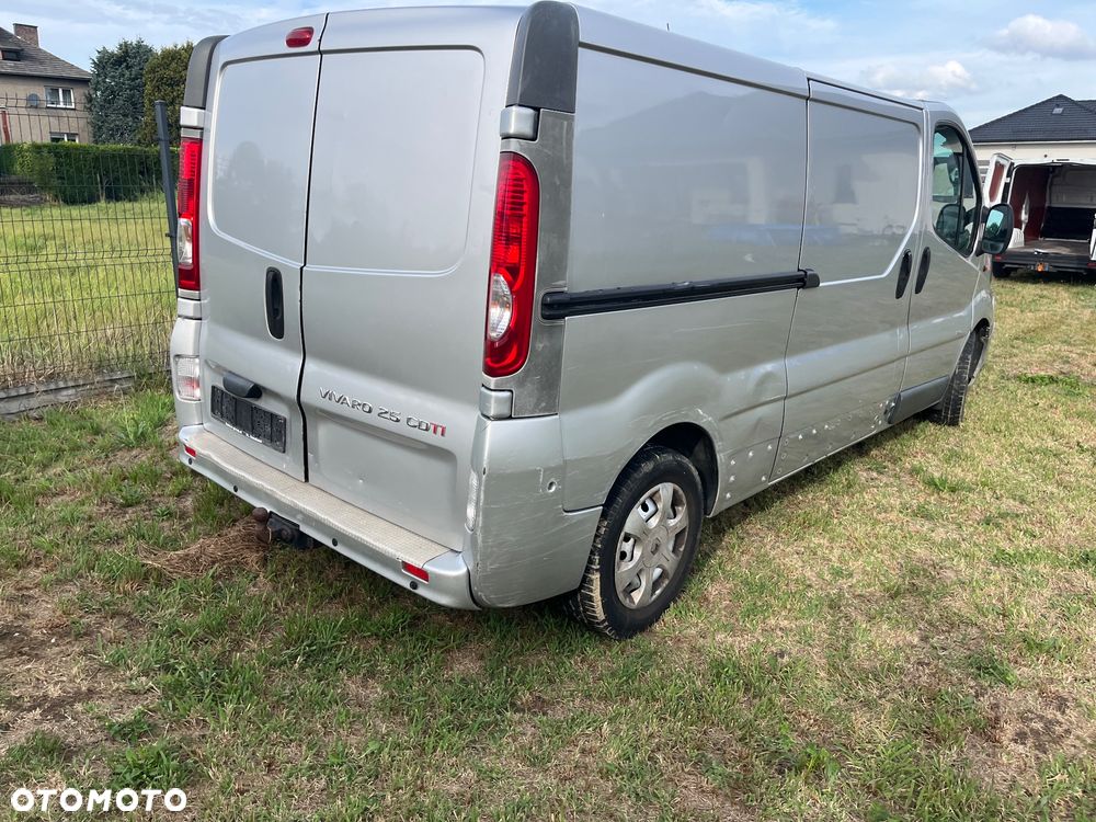 Opel VIVARO - 9