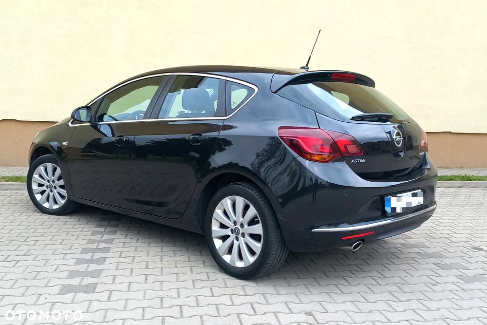 Opel Astra 1.4 Turbo Exklusiv - 3