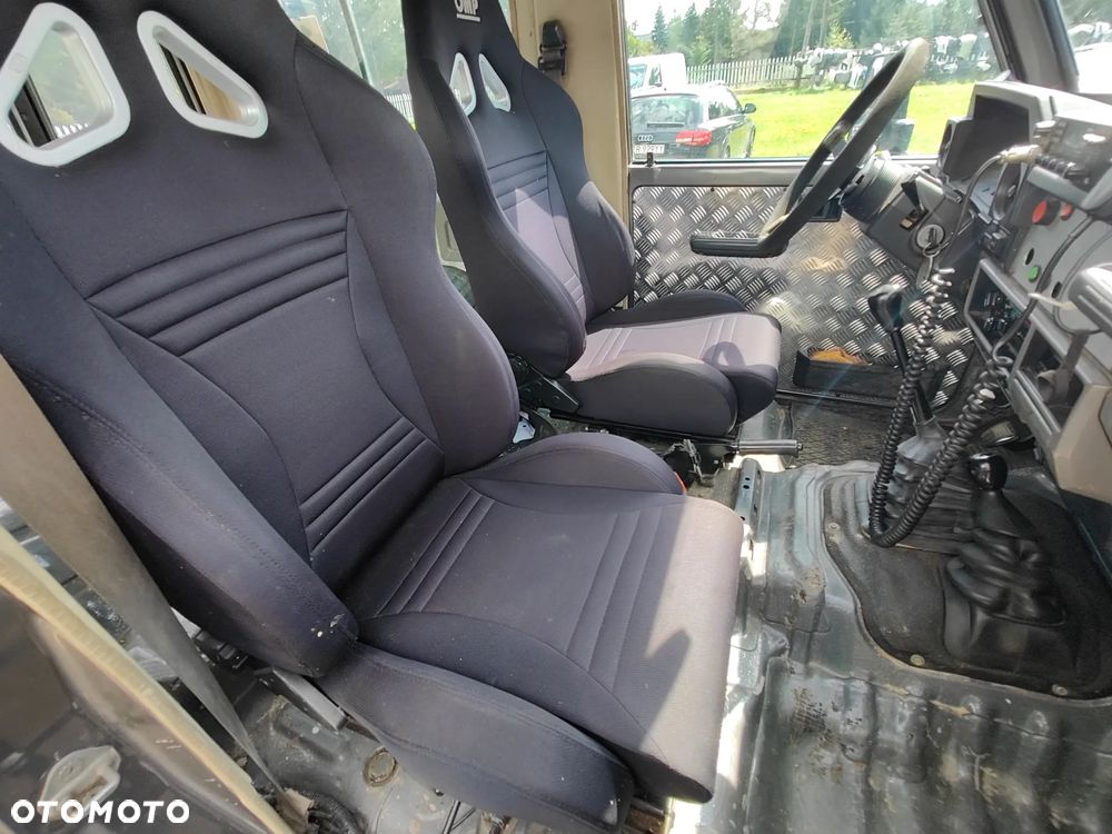 Toyota Land Cruiser - 11
