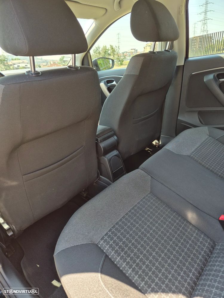 VW Polo 1.4 TDi Confortline - 13