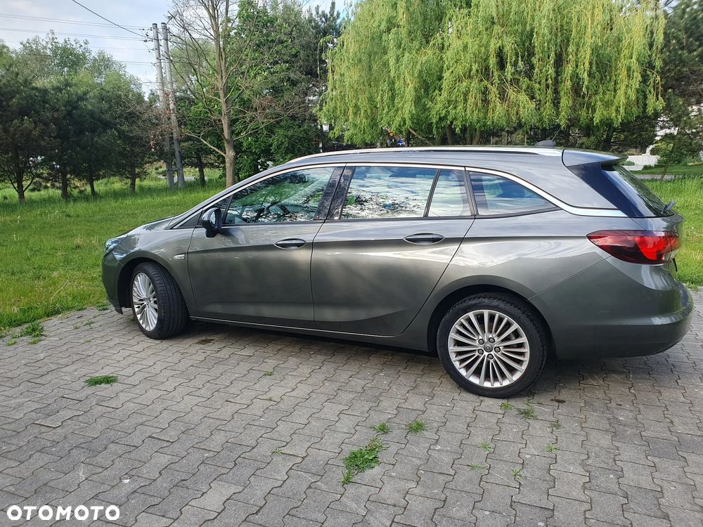 Opel Astra 1.4 T Dynamic S&S - 22