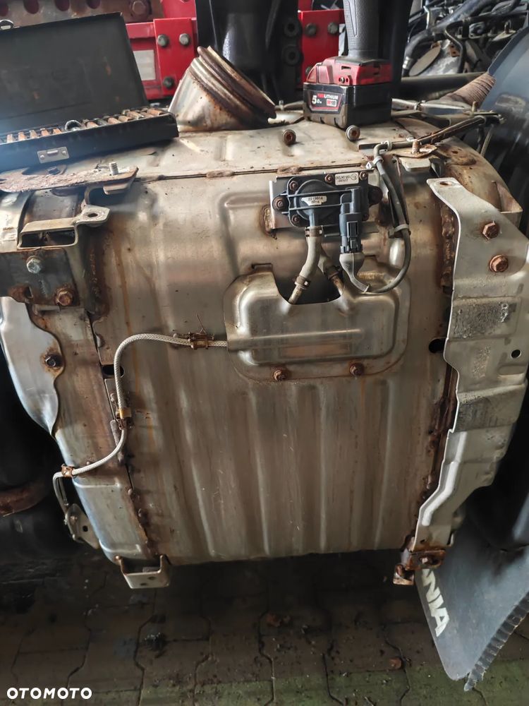 Scania euro 6 * tłumik,wydech,DPF,2015096*budowlany*górny - 2