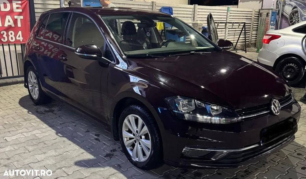 Volkswagen Golf - 12