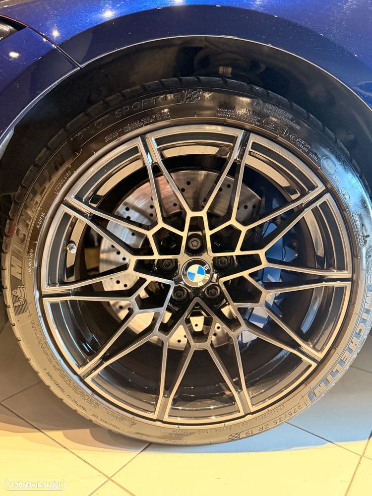 BMW M4 Competition xDrive - 12