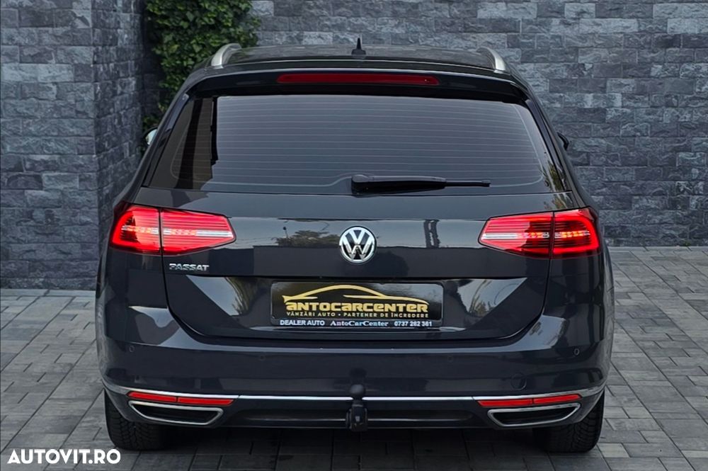 Volkswagen Passat 2.0 TDI DSG Highline - 11
