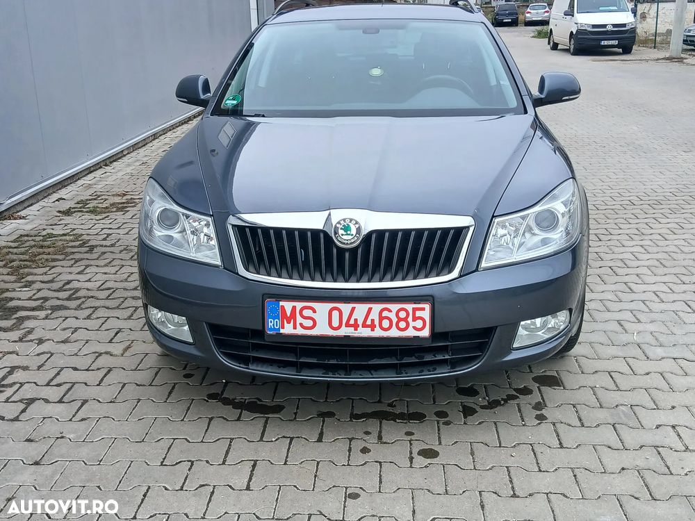 Skoda Octavia 1.4 TSI Business DSG - 2