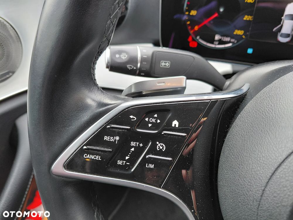 Mercedes-Benz Klasa E 220 d 4-Matic Avantgarde - 14
