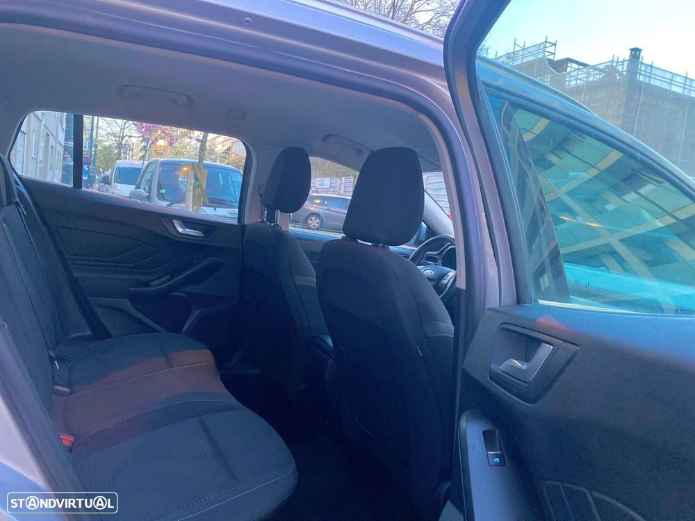 Ford Focus SW 1.5 TDCi EcoBlue Active Aut. - 26