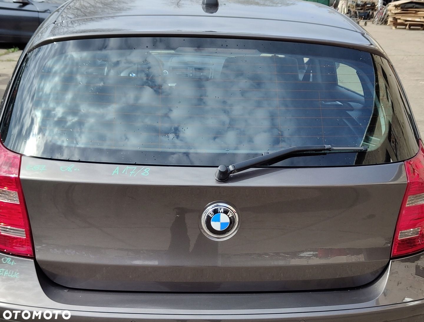 BMW E87 HB 5D 08R KLAPA BAGAŻNIKA HAVANA METALLIC A17/8 - 1