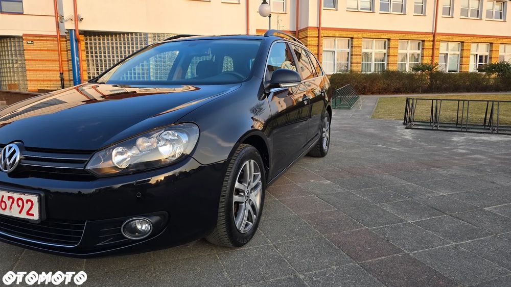 Volkswagen Golf - 32