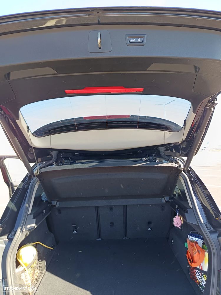 BMW 225xe Active Tourer - 3