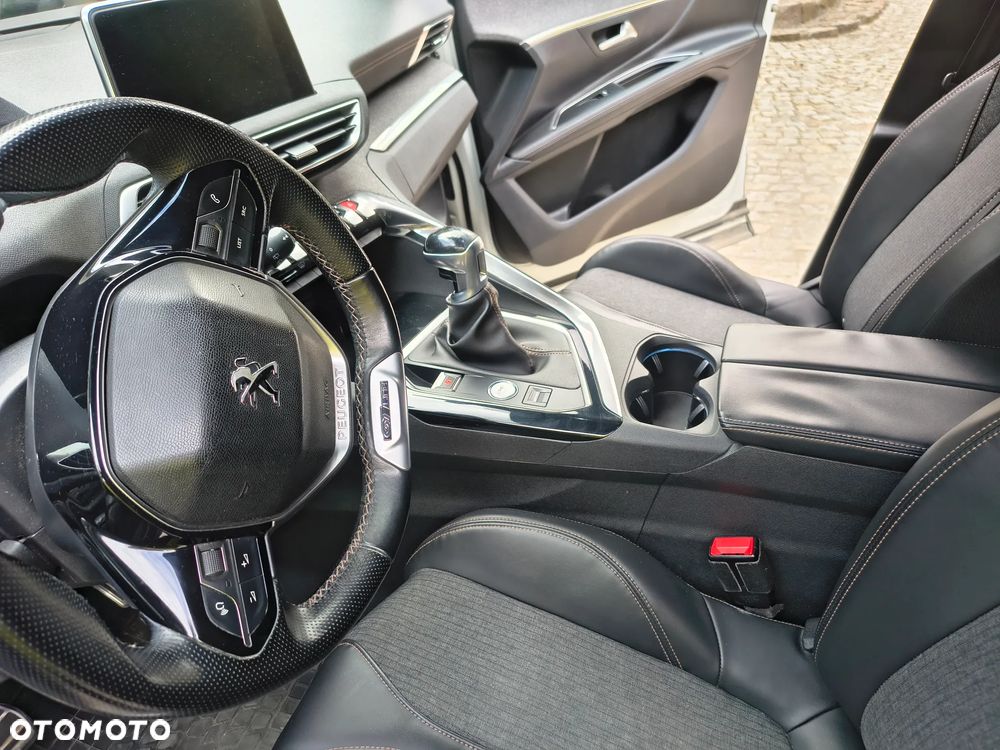 Peugeot 3008 - 21