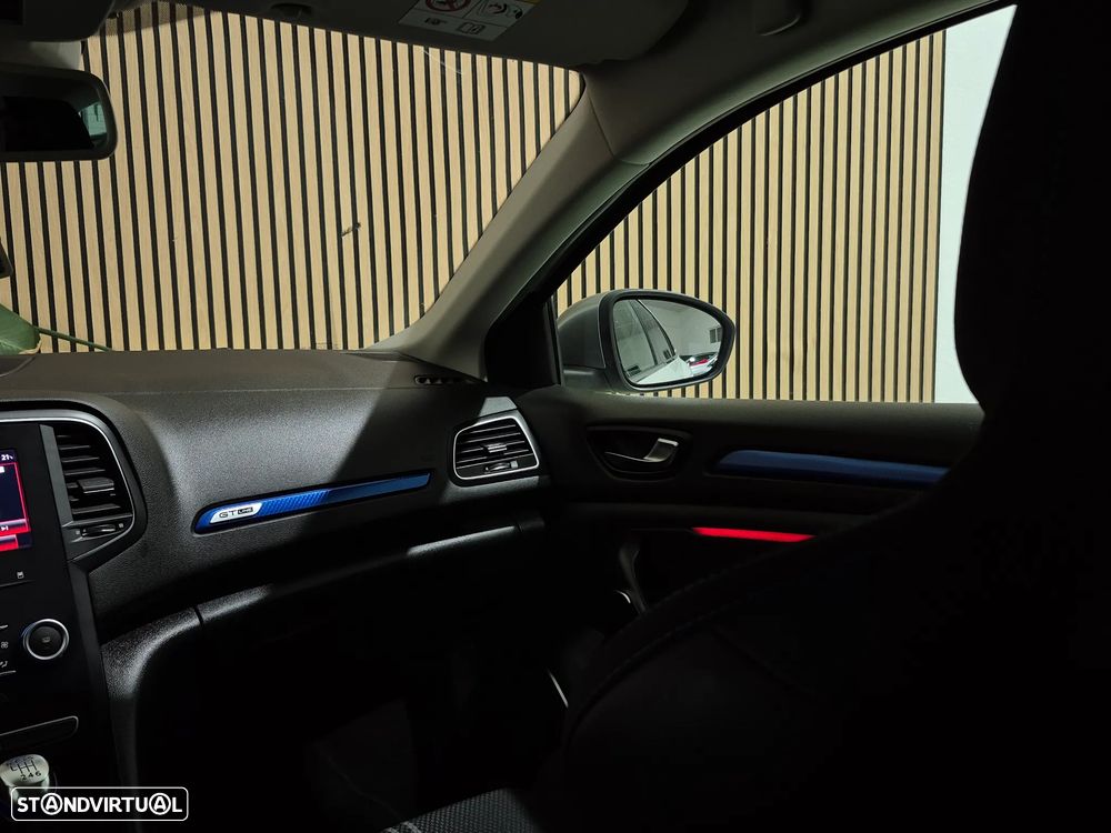 Renault Mégane Sport Tourer 1.5 dCi GT Line J18 - 29