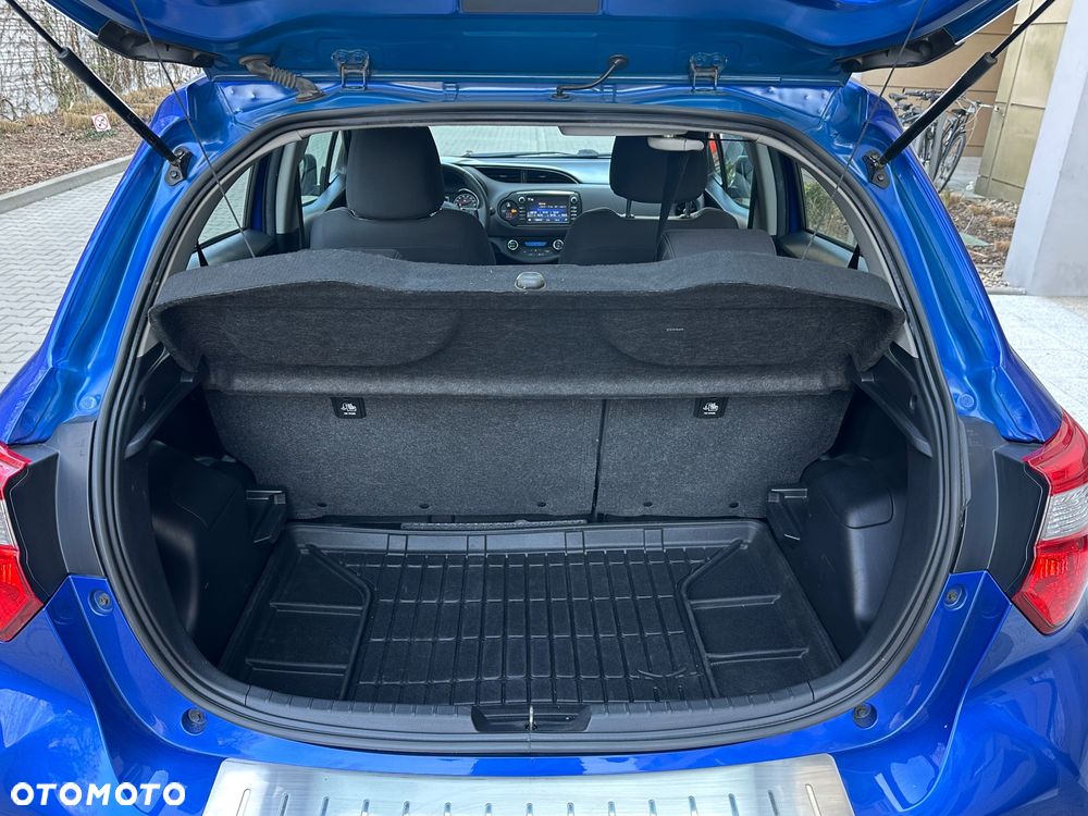 Toyota Yaris 1.5 Premium - 25