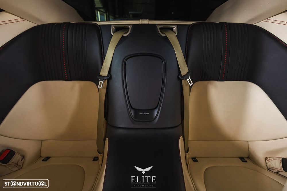 Aston Martin DB11 Coupé V12 Launch Edition - 23