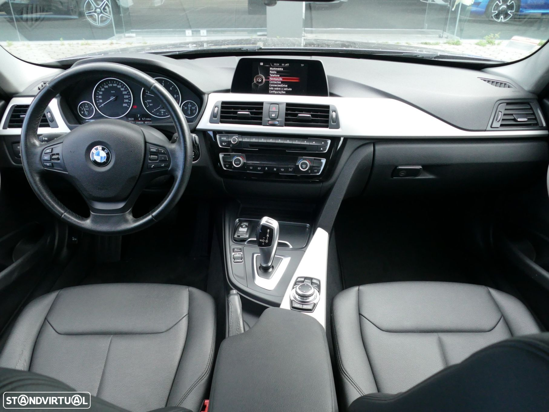 BMW 318 d Touring Aut. Modern Line - 26
