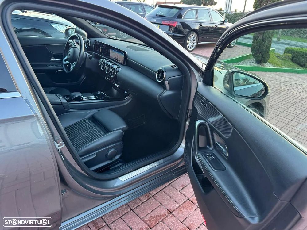 Mercedes-Benz A 180 d Style Plus Aut. - 25