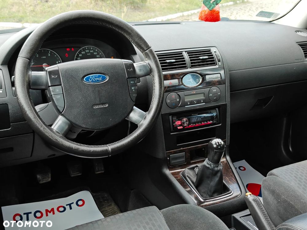 Ford Mondeo 2.0 TDCI Ghia - 6