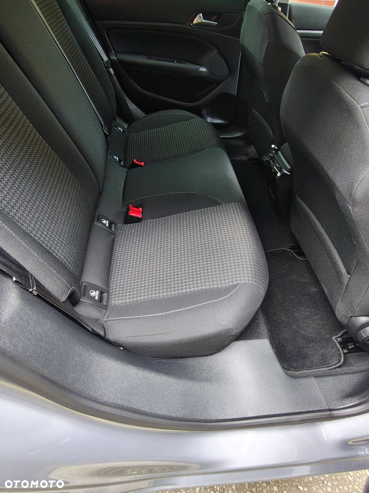 Peugeot 308 1.5 BlueHDi Allure S&S - 12