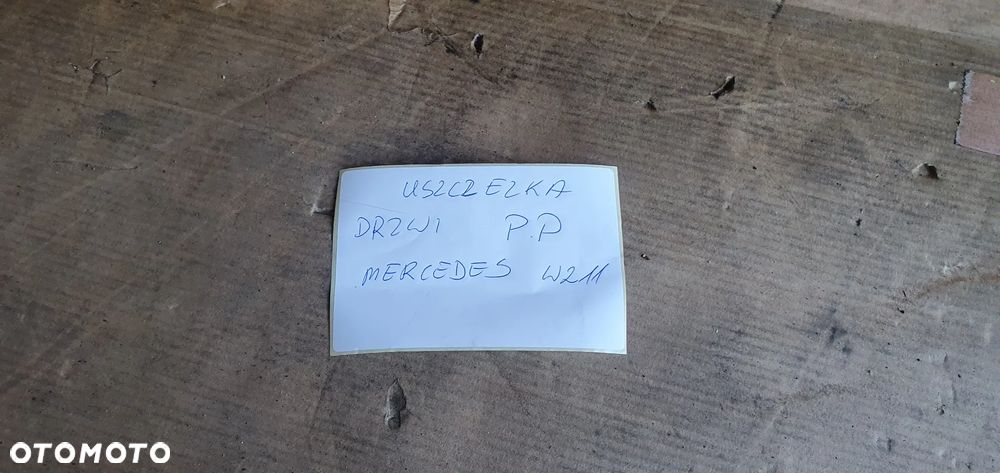 Uszczelka drzwi prawy przód przednia prawa Mercedes E-Klasa W211 - 8