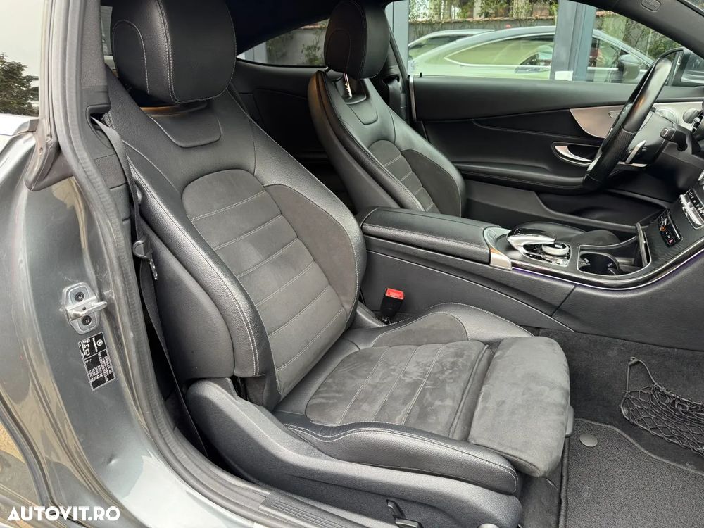 Mercedes-Benz C 300 Coupe 4Matic 9G-TRONIC - 11