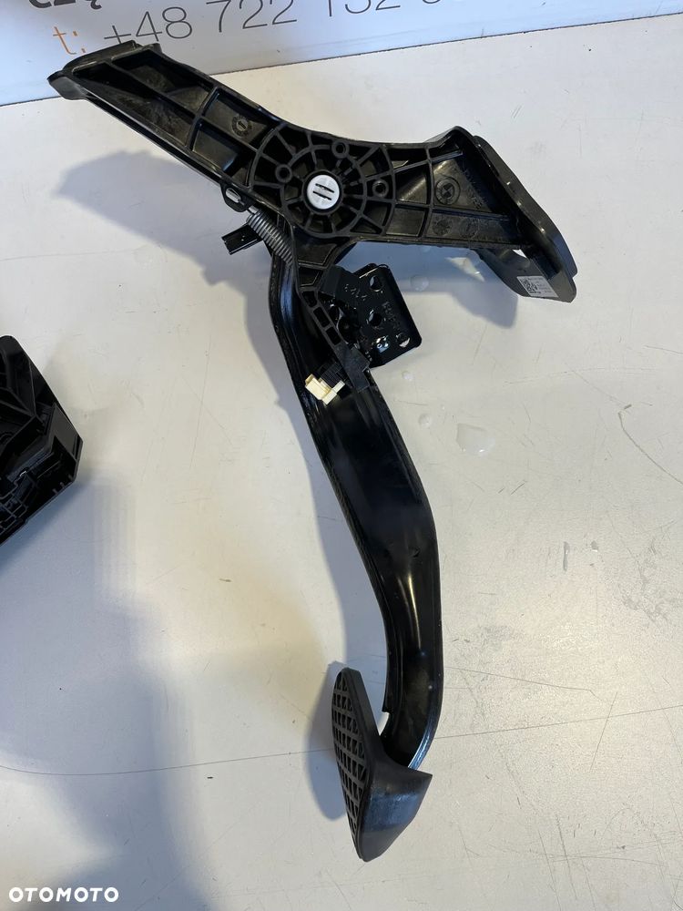 BMW X3 G01 X4 G02 G11 G12 G14 G16 G30 G31 PEDAŁ HAMULCA,GAZU  6866485 ,3540-6889818 - 4