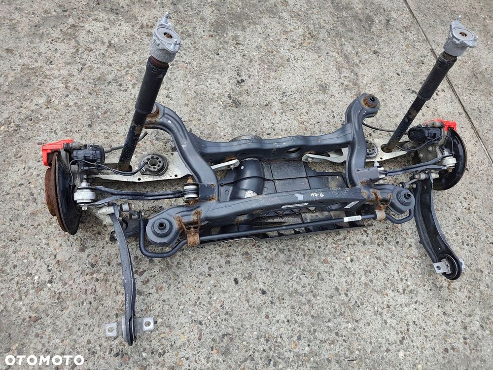 MERCEDES W246 TYLNY WÓZEK ZAWIESZENIE TYLNE KOMPLETNE - 2