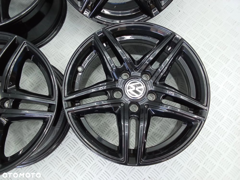 Felgi Vw T-Roc Touran Tiguan Golf Passat Caddy 7,5Jx16 et45 5x112 - 4