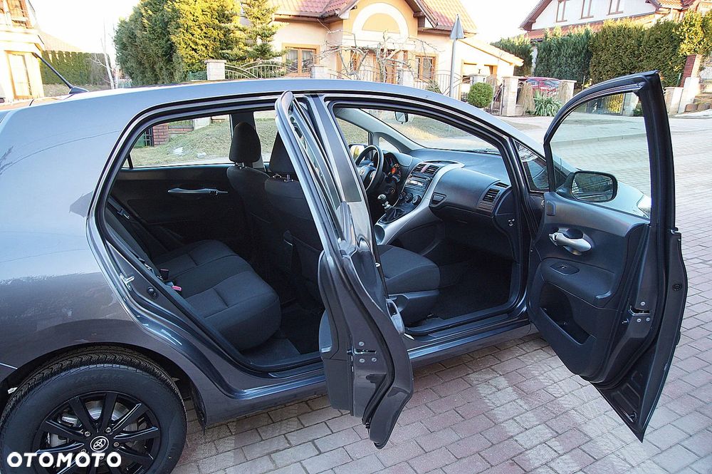 Toyota Auris 1.33 VVT-i - 17