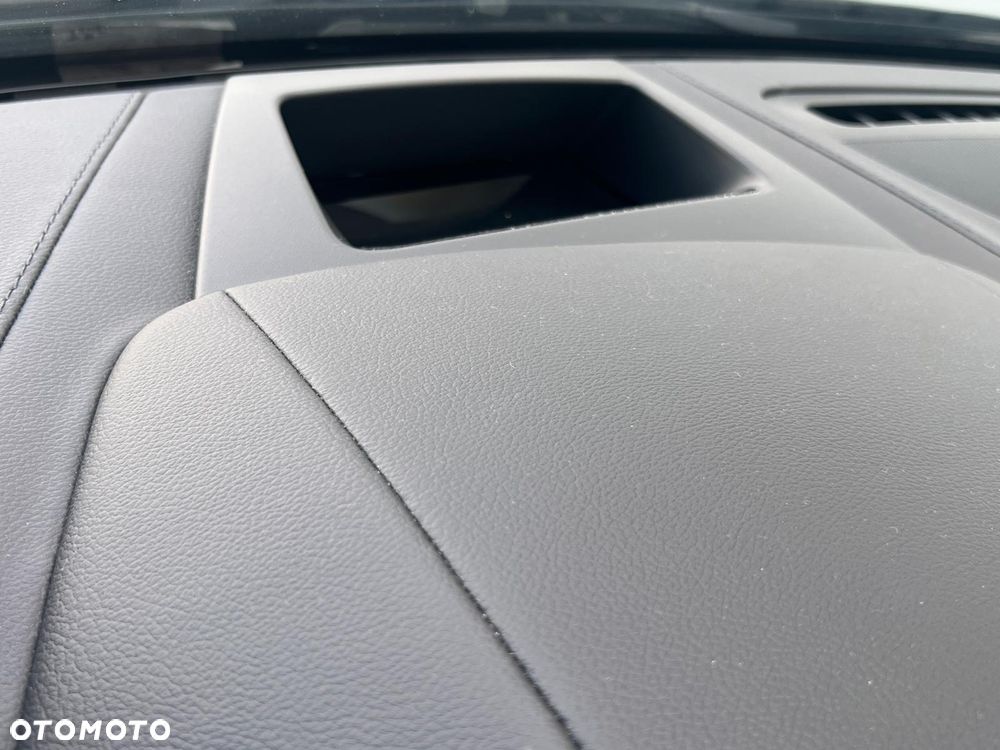 Volvo V90 D5 AWD Geartronic R Design - 13