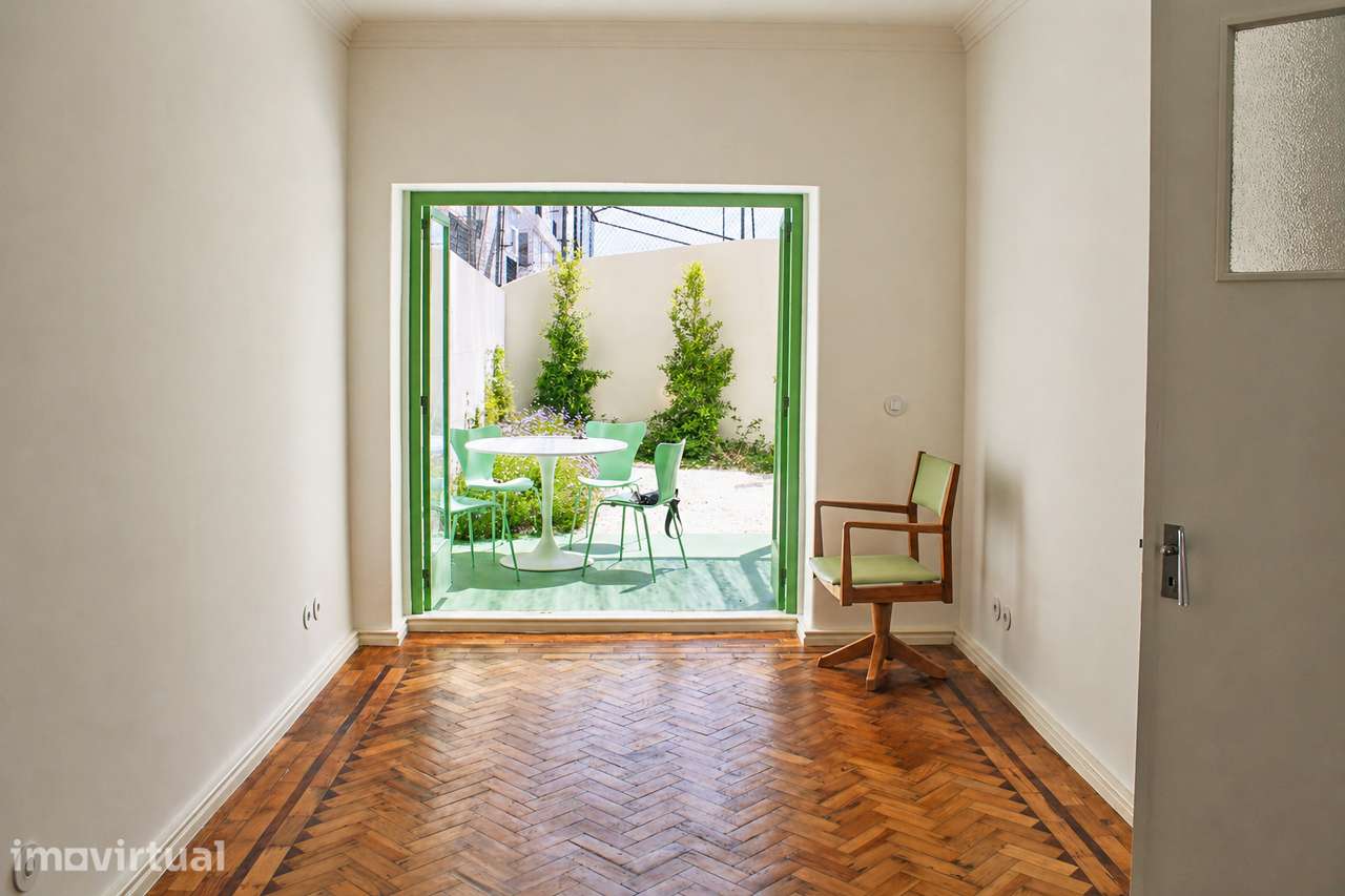 T2 - Zona Premium Paço de Arcos com Jardim de 40 m2 Remodelado - Grande imagem: 4/15