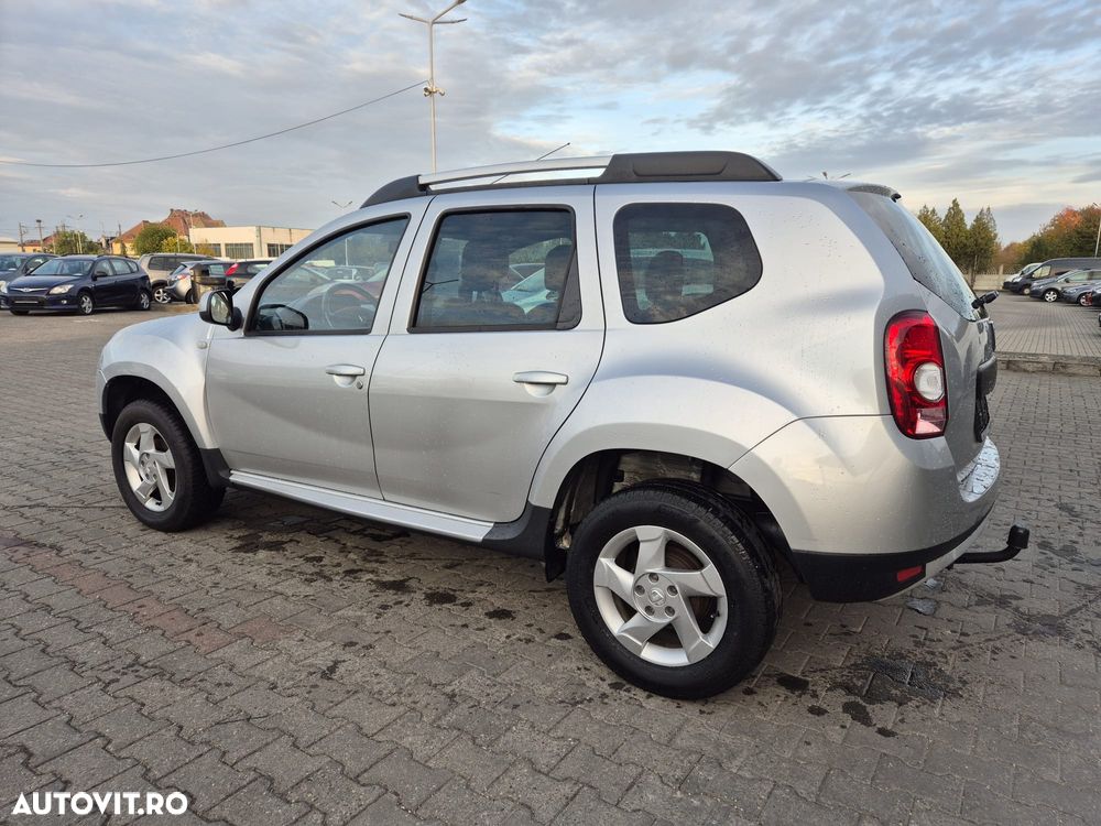 Dacia Duster 1.6 16V 4x2 Prestige - 3