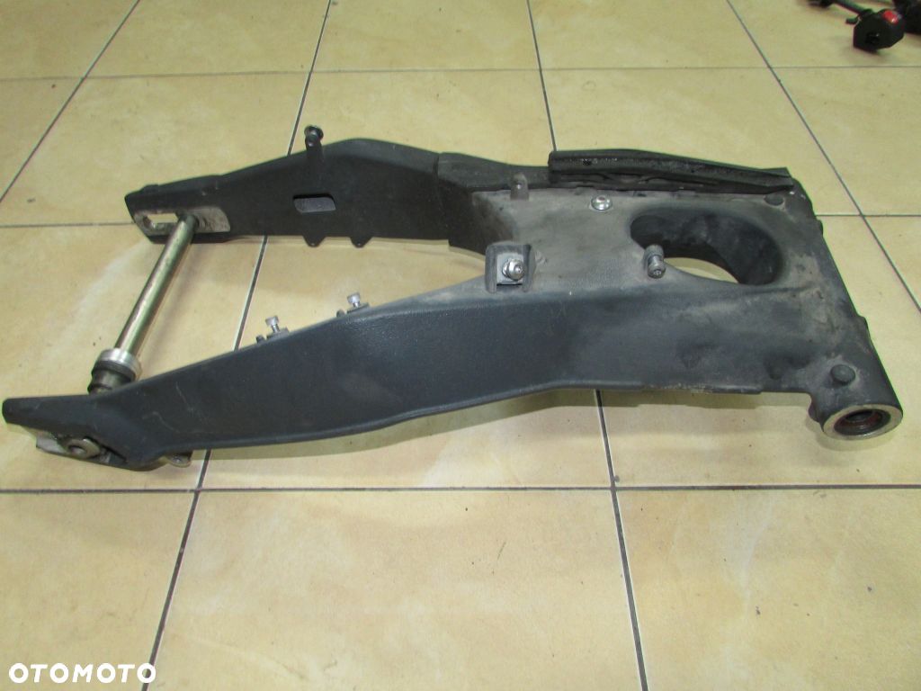 Triumph street triple 675 13-17 wahacz tył - 1