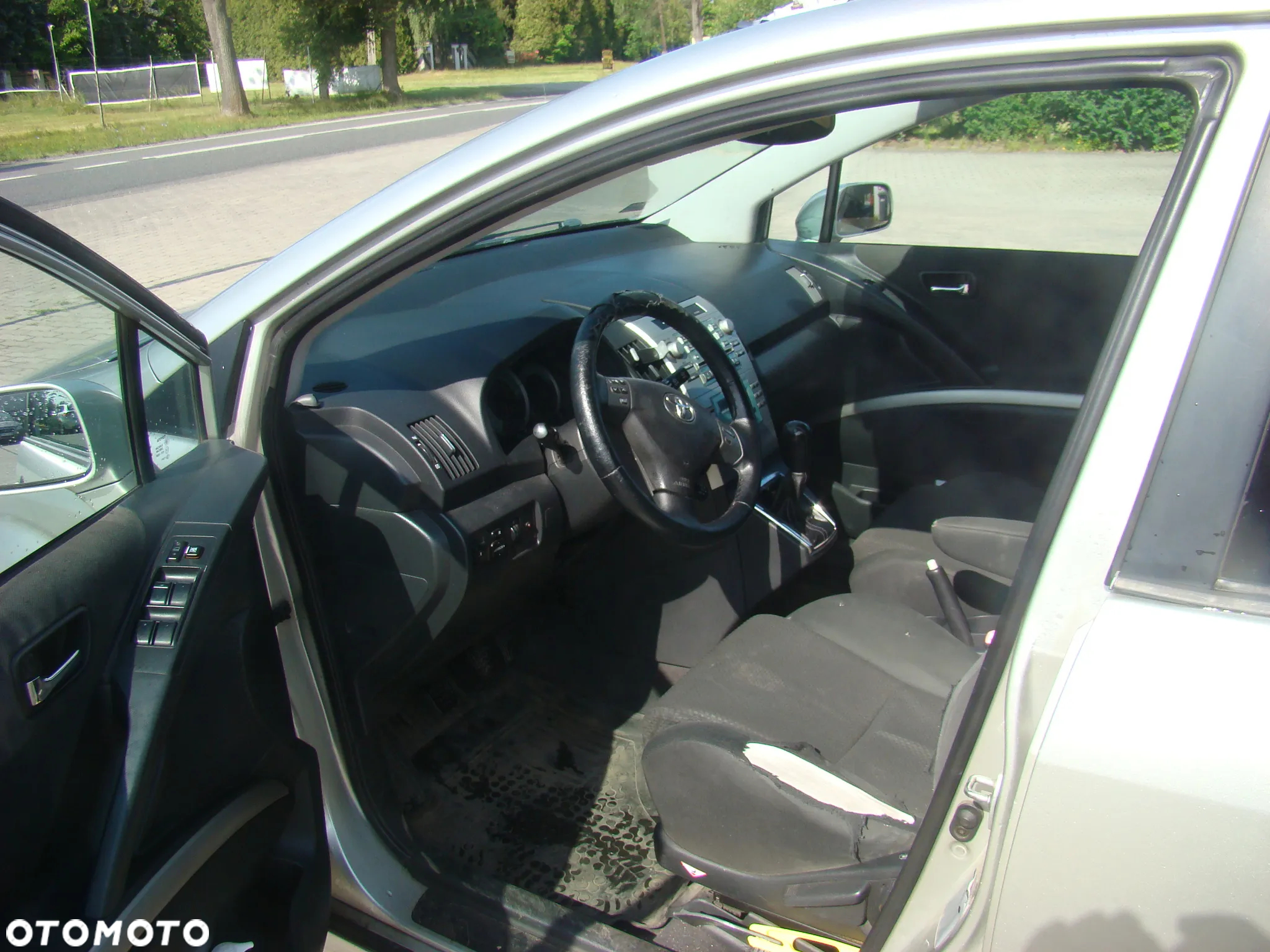 Toyota Corolla Verso 1.8 Sol - 10