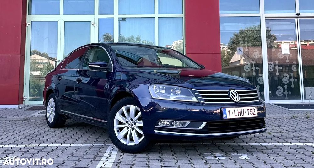 Volkswagen Passat - 2