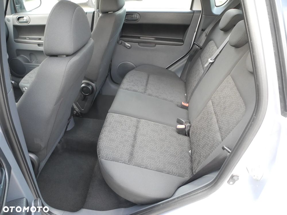 Mitsubishi Colt - 14